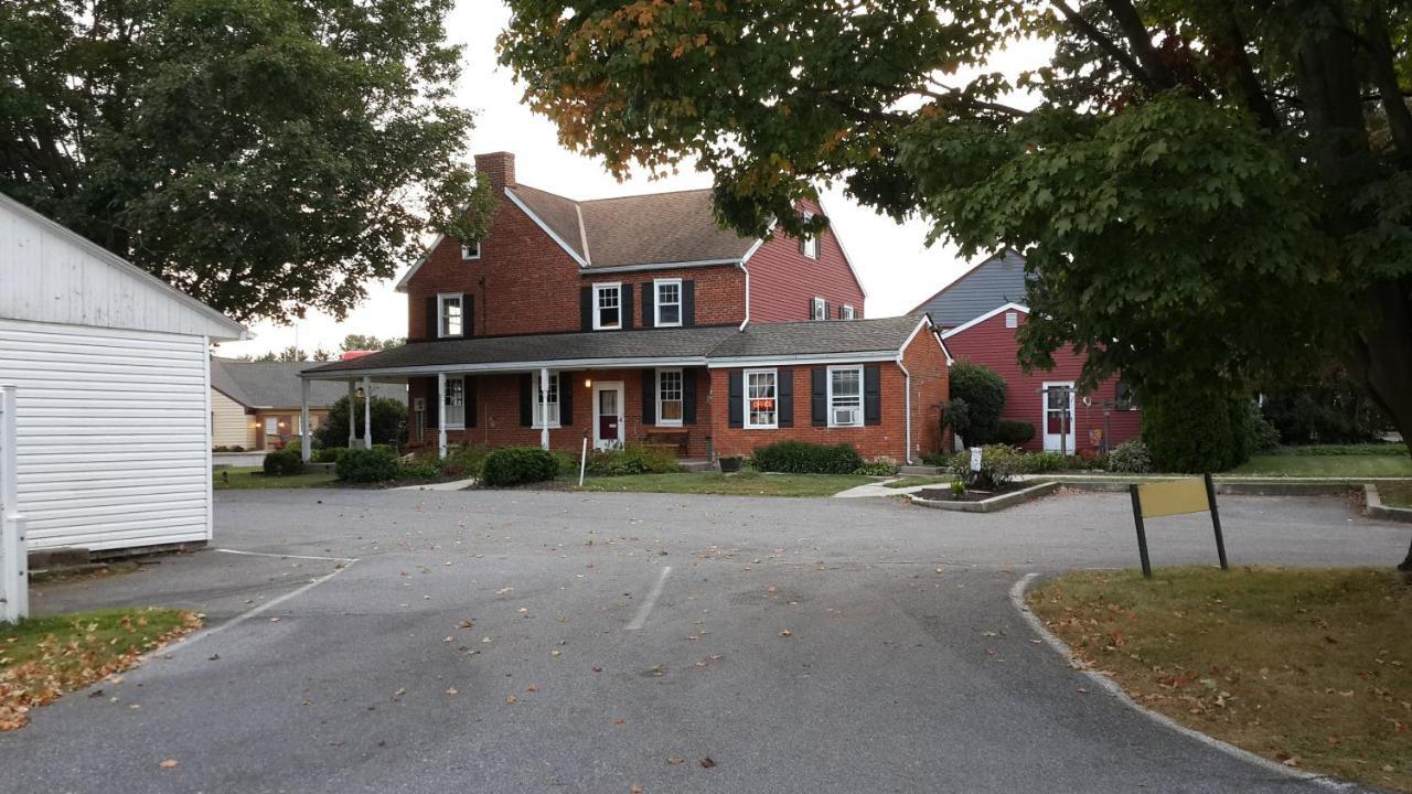 Spruce Lane Lodge And Cottages Smoketown  Exterior foto